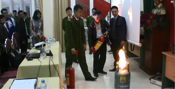 Nâng cao kiến thức, kỹ năng về công tác phòng cháy chữa cháy và cứu nạn, cứu hộ tại UBND Phường Đội Cấn