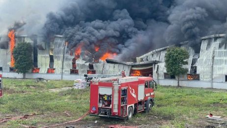 Cháy nhà xưởng hơn 10.000m2, ước tính thiệt hại hơn 200 tỷ đồng ở Vĩnh Phúc