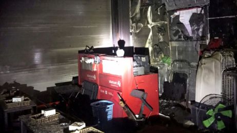 Cứu 5 người thoát khỏi đám cháy trong đêm ở Hải Phòng