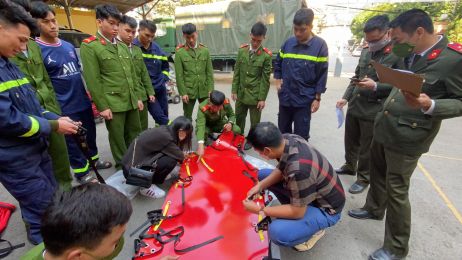 Cung cấp và chuyển giao công nghệ thiết bị PCCC và CNCH 