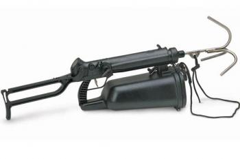 Súng bắn móc leo 