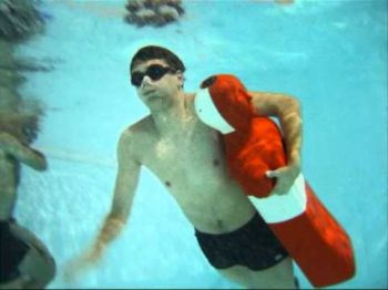 Hình nộm cứu hộ dưới nước